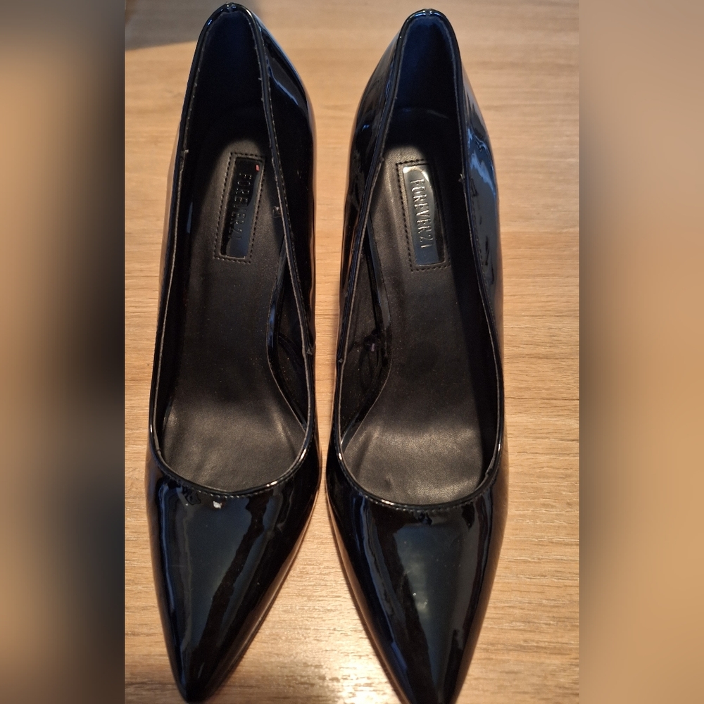 Forever 21 black stiletto
